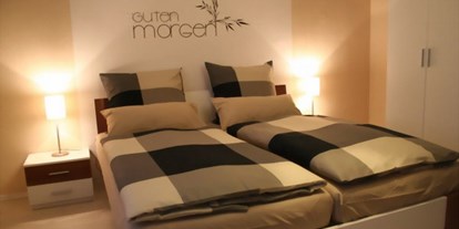 Monteurwohnung - Bettwäsche: Bettwäsche inklusive - Boffzen - Schlafzimmer Solling-Lounge I - Solling-Lounge