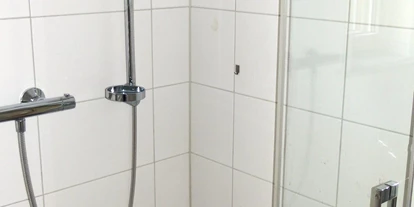 Monteurwohnung - Badezimmer: eigenes Bad - Deensen - Haus am Bahndamm 