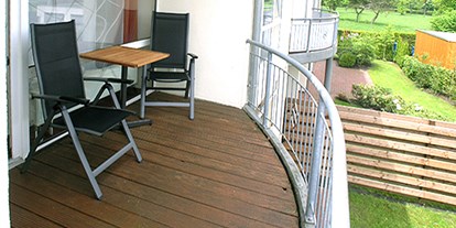 Monteurwohnung - Balkon - Wiefelstede - FeWo 2 mit Balkon - Ferienwohnungen am Kurpark Bad Zwischenahn