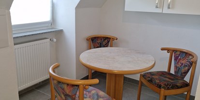 Monteurwohnung - Zimmertyp: Einzelzimmer - PLZ 56593 (Deutschland) - Küche DG - Monteurzimmer-Ferienwohnung Johann