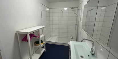 Monteurwohnung - Einzelbetten - PLZ 34396 (Deutschland) - Badezimmer  - Wohnung 5 Haus Pielsticker 
