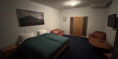 Monteurwohnung - Einzelbetten - PLZ 34414 (Deutschland) - Zimmer 1 - Wohnung 5 Haus Pielsticker 