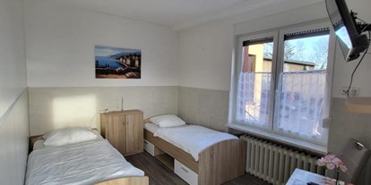 Monteurwohnung - Einzelbetten - Tangerhütte - Doppelzimmer  - Monteurzimmer Burg 