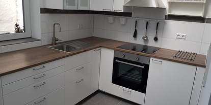 Monteurwohnung - Badezimmer: Gemeinschaftsbad - PLZ 89189 (Deutschland) - Küche Apartment 15 - DONAU HOME