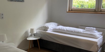 Monteurwohnung - Badezimmer: eigenes Bad - Doppelzimmer - Monteurwohnungen in Klagenfurt am Wörthersee