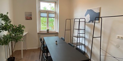 Monteurwohnung - Zimmertyp: Doppelzimmer - Essbereich und Aufenthalt - Monteurwohnungen in Klagenfurt am Wörthersee