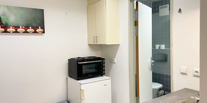Monteurwohnung - Einzelbetten - Hauptstuhl - Küche, HomeRent Unterkunft in Zweibrücken - HomeRent in Zweibrücken