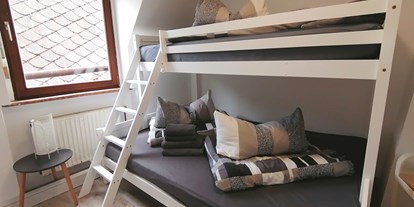 Monteurwohnung - Einzelbetten - Hunsrück - Ferienhaus Moselfels für 2-8 Personen in 4 Schlafzimmern