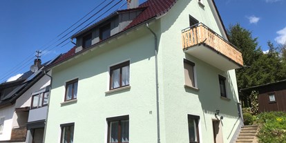 Monteurwohnung - Kühlschrank - Ravenstein - Monteurzimmer Haus Langer
