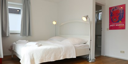Monteurwohnung - Zimmertyp: Doppelzimmer - München bahnhof - Wunderbare 140m² Wohnung in München Süd (7 Schlafplätze)