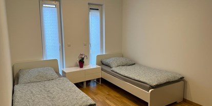 Monteurwohnung - Einzelbetten - Großkugel - Möblierte Ferienwohnung - Monteurwohnung - Monteurzimmer