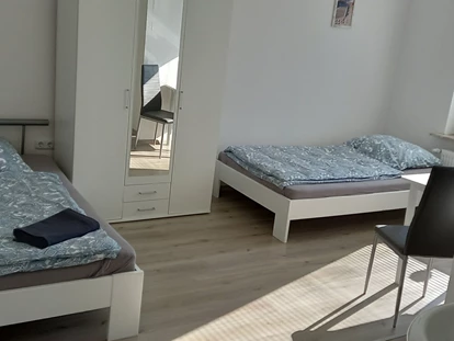 Monteurwohnung - Zimmertyp: Doppelzimmer - PLZ 24638 (Deutschland) - Zentral gelegen, gut ausgestattete Mitarbeiterunterkünfte