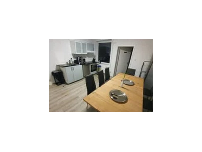 Monteurwohnung - Küche: Küchenmitbenutzung - Wingst - Zentral gelegen, gut ausgestattete Mitarbeiterunterkünfte