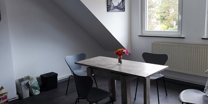 Monteurwohnung - PLZ 95213 (Deutschland) - HoBl 19 Gemütliches einzelnes Monteurzimmer in Hof – Ideal für Ihren Arbeitsaufenthalt!