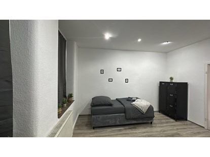 Monteurwohnung - Zimmertyp: Mehrbettzimmer - TOP modernisierte Wohnung in Hagen. Endlich auch für Handwerker!