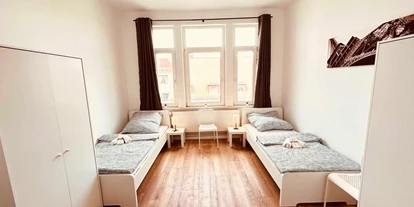 Monteurwohnung - Einzelbetten - Padingbüttel - Schlafzimmer, HomeRent Unterkunft in Bremerhafen - HomeRent in Bremerhaven