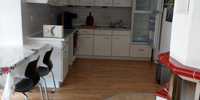 Monteurwohnung - Kühlschrank - PLZ 04357 (Deutschland) - Wohnküche - Ferienhaus für Monteure/ Bauarbeiter für 25€pro Pers./ Nacht