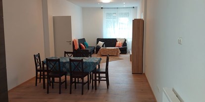 Monteurwohnung - Küche: Gemeinschaftsküche - PLZ 44263 (Deutschland) - Wohnzimmer - Geräumige möblierte 110qm Wohnung im Erdgeschoss, alles inklusive