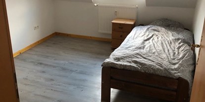Monteurwohnung - Küche: Gemeinschaftsküche - Dortmund - (Schlaf)zimmer 2 - Neu möblierte 40qm Wohnung  // New furnished 40 sqm apartment
