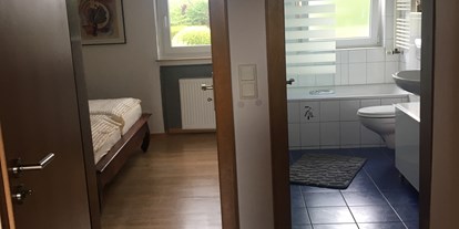Monteurwohnung - Badezimmer: Gemeinschaftsbad - PLZ 48317 (Deutschland) - Schmitthenner 