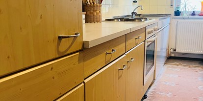 Monteurwohnung - Einzelbetten - Trübbach - Vollausgestattete Küche - Grenzzimmer Liechtenstein