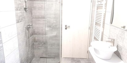 Monteurwohnung - Badezimmer: eigenes Bad - Südmährische Region - Haus Bobule