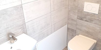 Monteurwohnung - Badezimmer: eigenes Bad - Südmährische Region - Haus Bobule