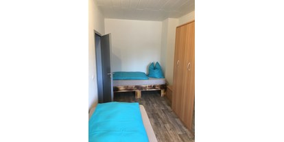 Monteurwohnung - Art der Unterkunft: Ferienwohnung - Schlafzimmer NR. 1 - Monteurzimmer Sülzetal/ Magdeburg