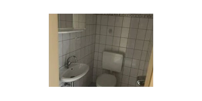 Monteurwohnung - Saarlouis Schwalbach - Gäste-WC - Wohnung Tomi