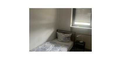 Monteurwohnung - WLAN - PLZ 66299 (Deutschland) - Schlafzimmer  - Wohnung Tomi