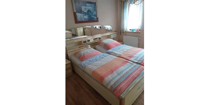 Monteurwohnung - Zimmertyp: Einzelzimmer - Hermsdorf (Saale-Holzland-Kreis) - Eines der drei Schlafzimmer in der kleinen Ferienwohnung - Hofellen