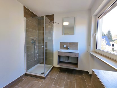 Monteurwohnung - Badezimmer: eigenes Bad - Walzbachtal Wössingen - Bad - Top Monteurzimmer / ganze Wohnung