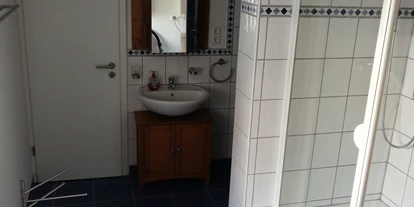 Monteurwohnung - Zimmertyp: Einzelzimmer - PLZ 69123 (Deutschland) - Bad - Ferienwohnung Izzo Hockenheim 