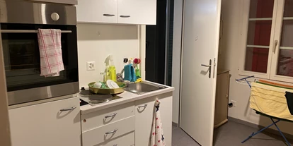 Monteurwohnung - Badezimmer: eigenes Bad - Oberwil b. Zug - Küche - Sonderbar 2.Zi. Wohnung 