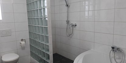 Monteurwohnung - Zimmertyp: Einzelzimmer - Eisingen (Landkreis Würzburg) - Bad - Monteurwohnung in Greußenheim