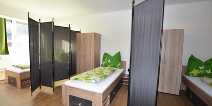 Monteurwohnung - Badezimmer: eigenes Bad - Graz und Umgebung - 3 Einzelbetten - Hammermäßige Wohnung