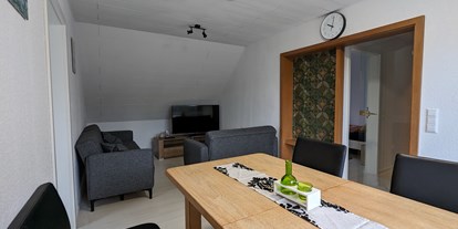 Monteurwohnung - Zimmertyp: Doppelzimmer - PLZ 49808 (Deutschland) - Wohn-Esszimmer Obergeschoss  - Monteurunterkunft Lingen-Brögbern 