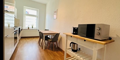 Monteurwohnung - Badezimmer: eigenes Bad - Rodden - Küche - Wohnung für Monteure in Markkleeberg (Stadtrand Leipzig)