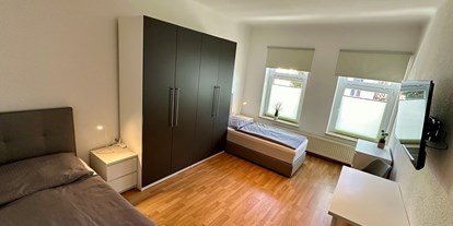 Monteurwohnung - Küche: eigene Küche - Rötha - Schalfraum 1 - Monteurwohnung in Stadtrandlage von Leipzig