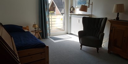 Monteurwohnung - Zimmertyp: Doppelzimmer - Heidenau hollenstedt - Blaues Zimmer mit Balkon
1Bett - Finkenbleibe