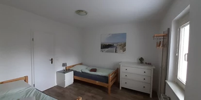 Monteurwohnung - Einzelbetten - Selchow - Schlafzimmer (Durchgangszimmer) - Ferien- und Monteurwohnung Schulz