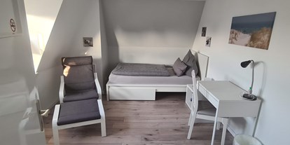 Monteurwohnung - Zimmertyp: Einzelzimmer - Ostsee - Dachgeschoßwohnung
Zimmer 1 - Monteurzimmer Ferienwohnung Kiel-Meimersdorf