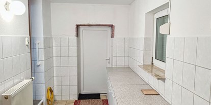 Monteurwohnung - Badezimmer: Gemeinschaftsbad - Bargenstedt - Lollfuß