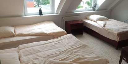 Monteurwohnung - Küche: Gemeinschaftsküche - Glinde (Kreis Stormarn) - Mehrbettzimmer - 3 Betten - Loft II - Rechts