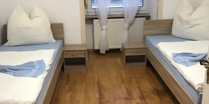 Monteurwohnung - Zimmertyp: Doppelzimmer - PLZ 8467 (Schweiz) - Zur Schmiede