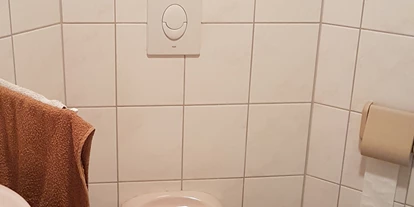 Monteurwohnung - Kasel-Golzig - Toilette - Handwerkerwohnung
