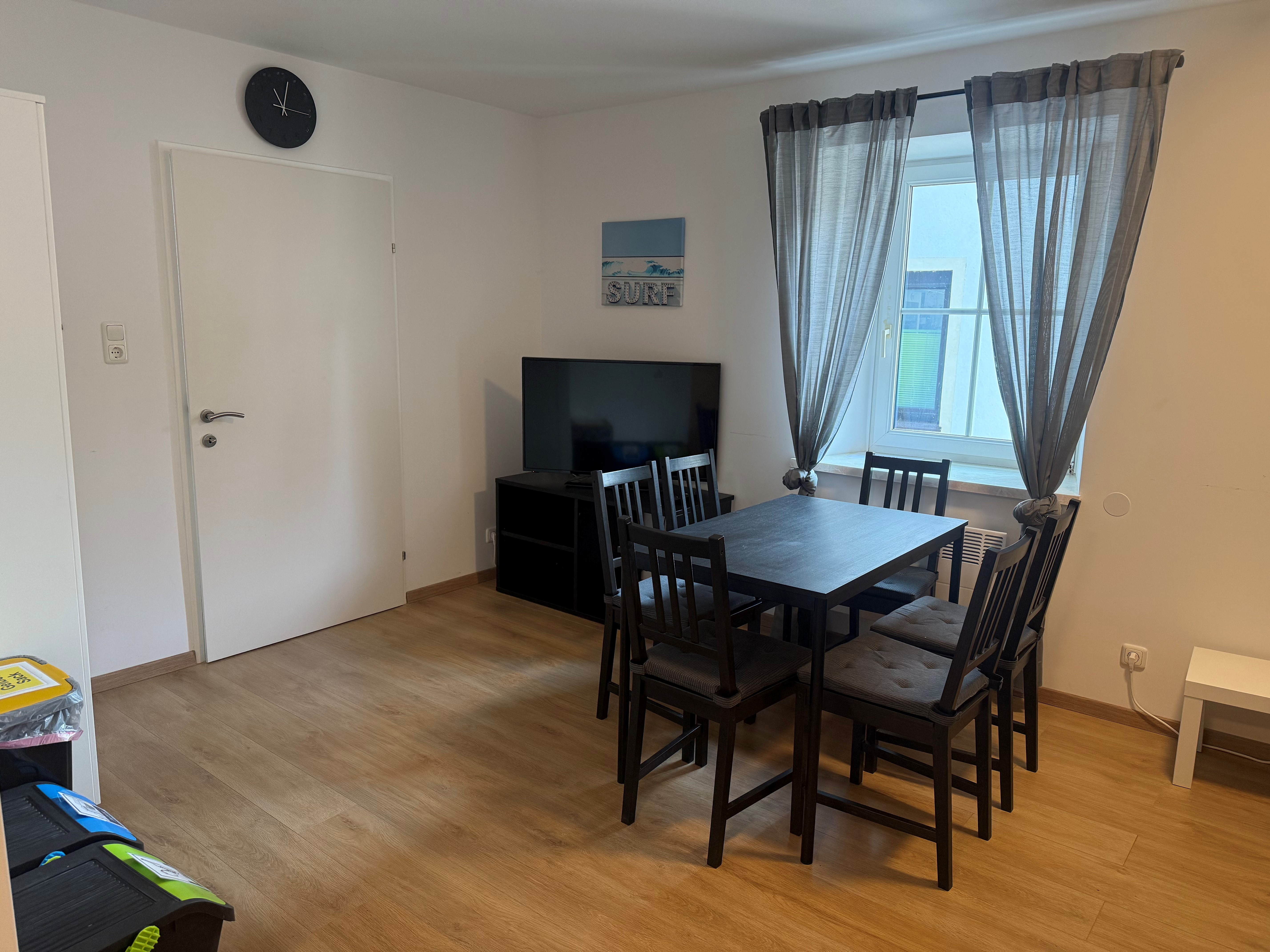 Monteurwohnung: Top 16 Esszimmer - Monteurzimmer Schörfling am Attersee