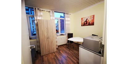 Monteurwohnung - Küche: eigene Küche - Aldenhoven - Einzelzimmer Wohnung Nr. 1 - Spiridon Kentras