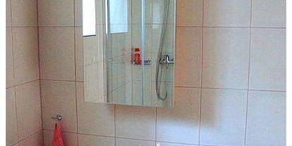 Monteurwohnung - Badezimmer: Gemeinschaftsbad - Mallersbach - Wohnung Anna