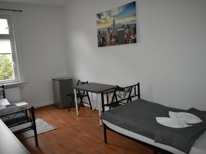 Monteurwohnung - Zimmertyp: Mehrbettzimmer - Ichtershausen - REVANT Monteurzimmer 